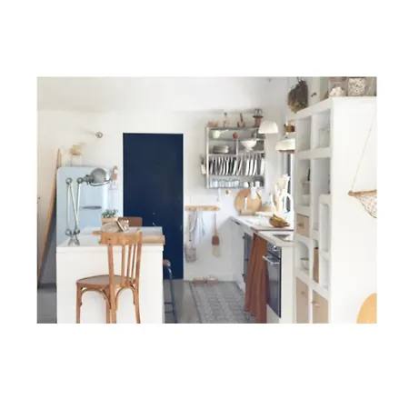 Holiday home Maison Atypique